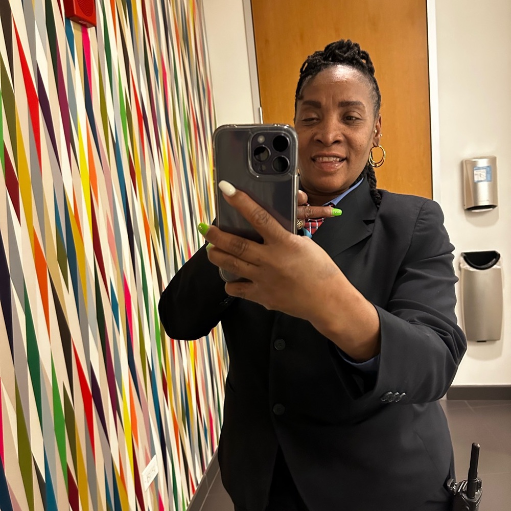 Meet your Posher, Anita